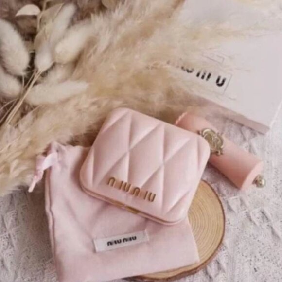 Miu Miu Compact Mirror NIB - Picture 1 of 4